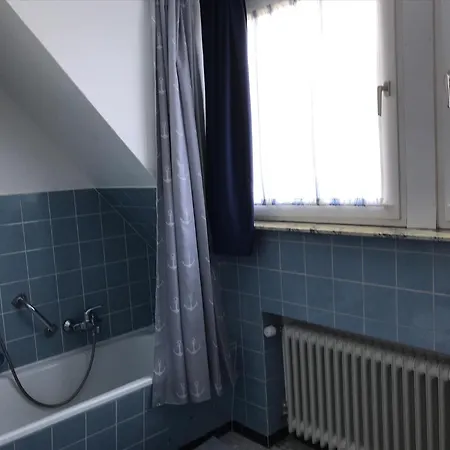 Thekla Apartment